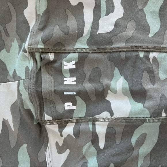 PINK Ultimate Camo Leggings - Picture 3 of 3